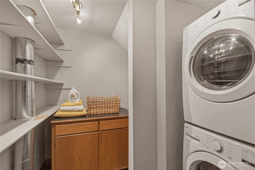 Property photo for 11508 Durland Avenue NE, Seattle photo 30