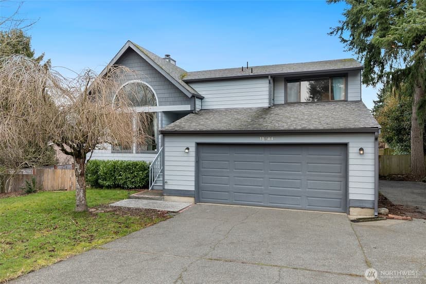 Property photo for 11944 SE 212th Place, Kent