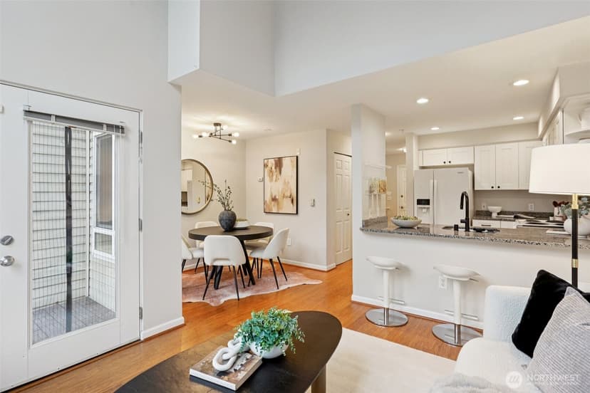 Property photo for 2530 15th Avenue W #603, Seattle photo 9