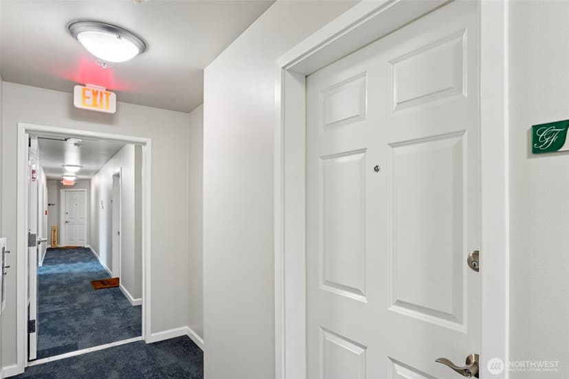 Property photo for 2530 15th Avenue W #603, Seattle photo 24