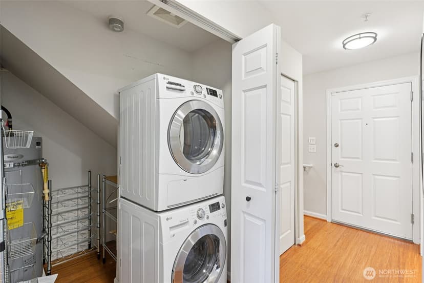 Property photo for 2530 15th Avenue W #603, Seattle photo 11