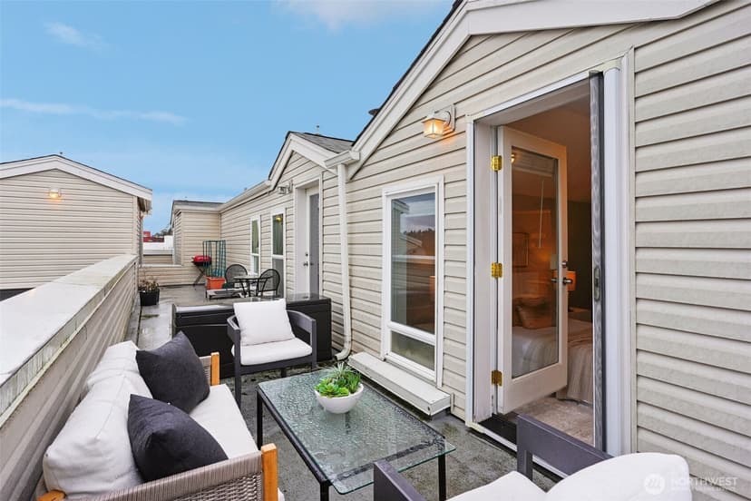 Property photo for 2530 15th Avenue W #603, Seattle photo 22