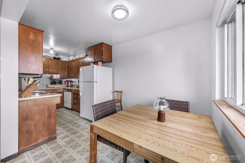 Property photo for 3814 11th Avenue W #22, Seattle photo 9