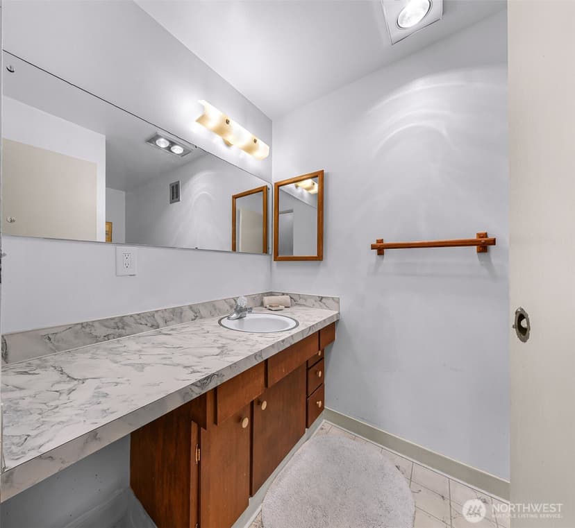 Property photo for 3814 11th Avenue W #22, Seattle photo 16