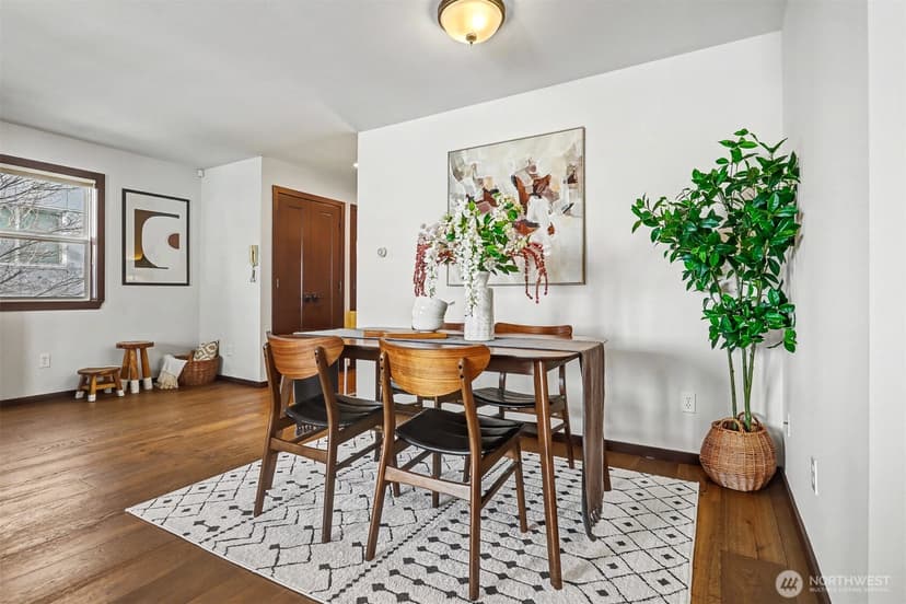 Property photo for 2422 NW 58th Street #202, Seattle photo 6
