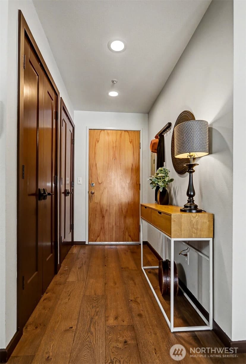 Property photo for 2422 NW 58th Street #202, Seattle photo 4