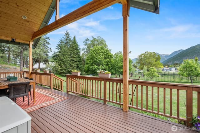 Property photo for 12285 Village View Drive, Leavenworth photo 5