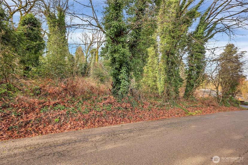 Property photo for 140 XX 56th Avenue S, Tukwila photo 16