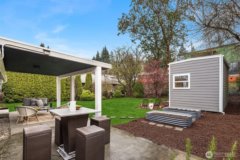Property photo for 18228 11th Avenue NE, Shoreline photo 28