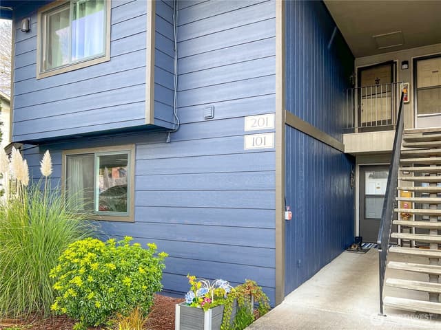 Property photo for 3390 Narrows Lane NE #101, Bremerton photo 3
