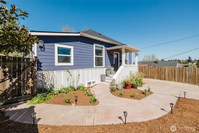 Property photo for 3032 S Dawson Street, Seattle photo 4