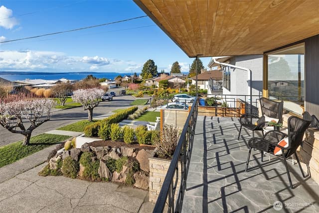 Property photo for 9232 21st Avenue NW, Seattle photo 2