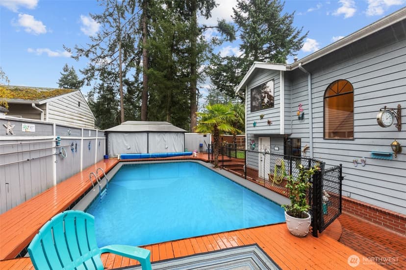 Property photo for 14834 Fremont Avenue N, Shoreline photo 36