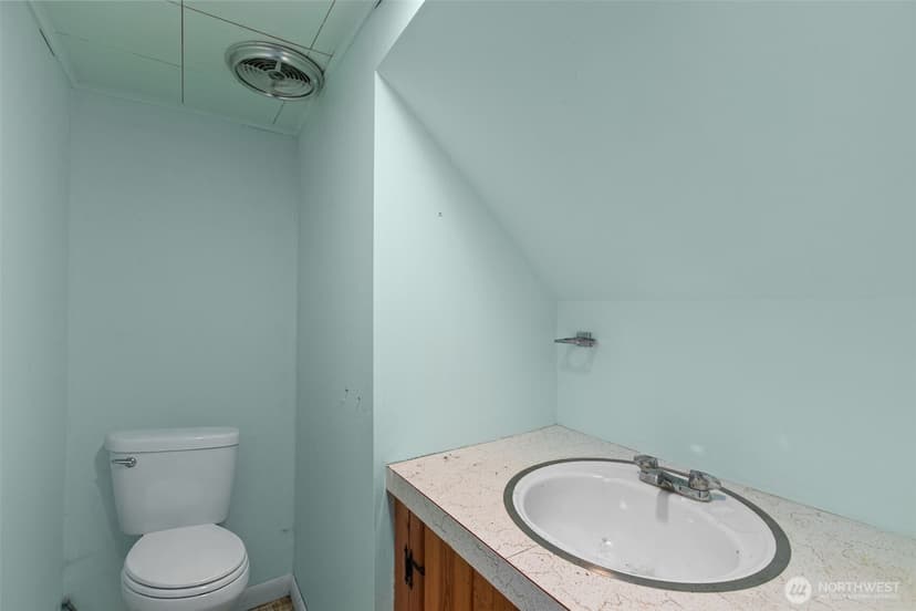 Property photo for 14834 Fremont Avenue N, Shoreline photo 22