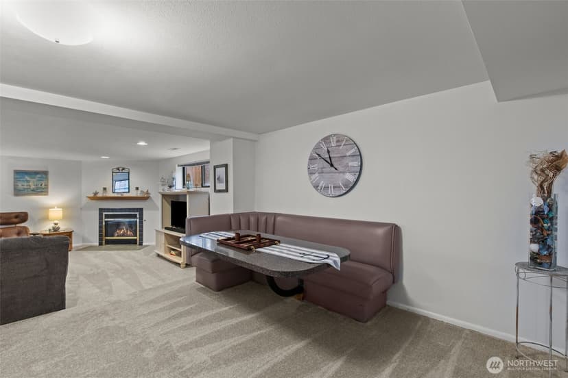 Property photo for 14834 Fremont Avenue N, Shoreline photo 28