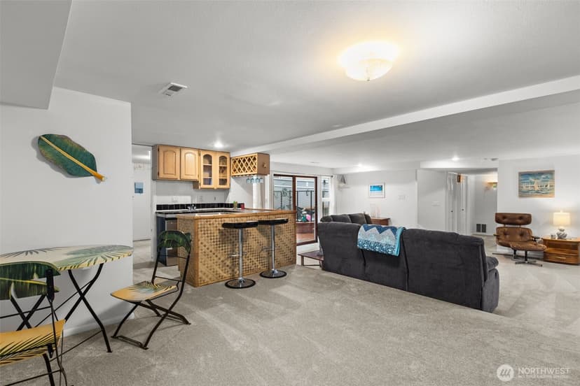 Property photo for 14834 Fremont Avenue N, Shoreline photo 29
