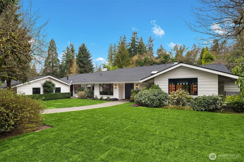 Property photo for 1601 Evergreen Point Road, Medina