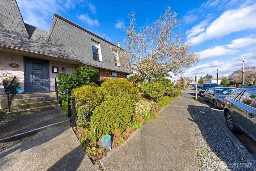 Property photo for 242 4th Avenue S #2, Edmonds photo 34