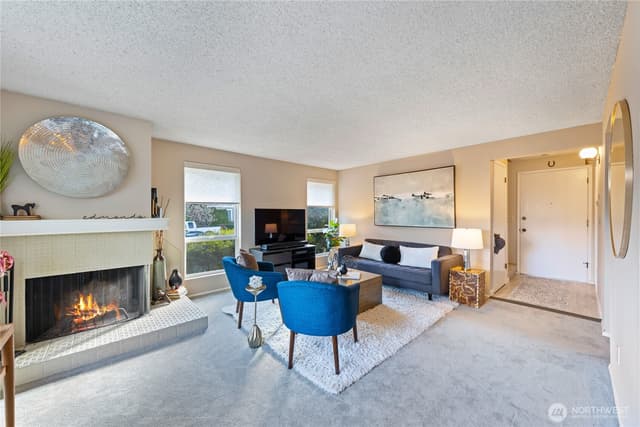 Property photo for 242 4th Avenue S #2, Edmonds photo 5