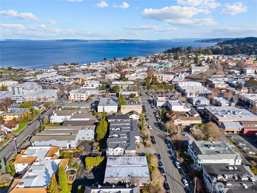 Property photo for 242 4th Avenue S #2, Edmonds photo 33