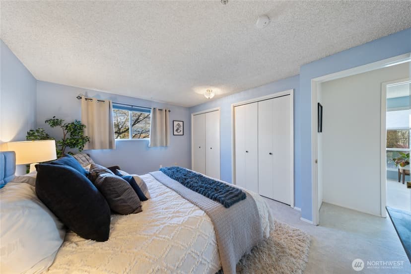 Property photo for 242 4th Avenue S #2, Edmonds photo 16
