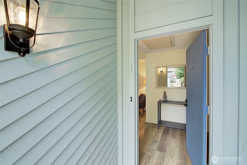 Property photo for 4308 NE Sunset Boulevard #T1, Renton photo 3