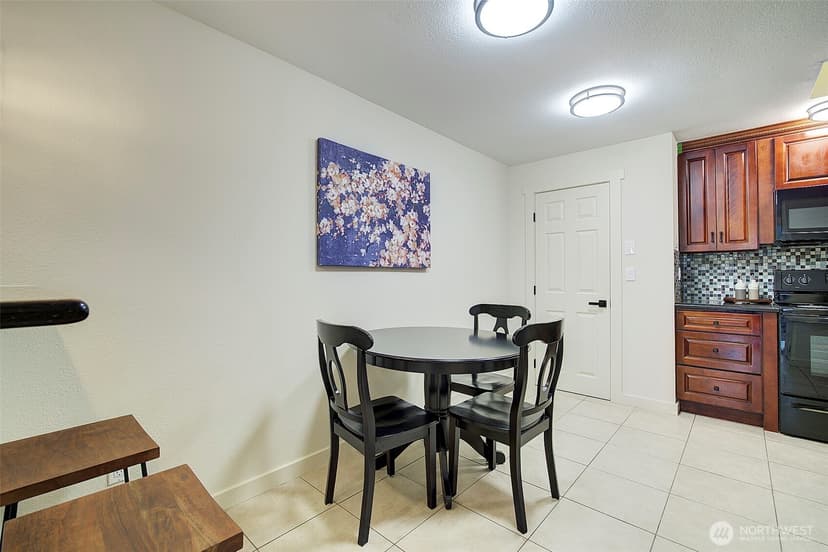 Property photo for 4308 NE Sunset Boulevard #T1, Renton photo 8