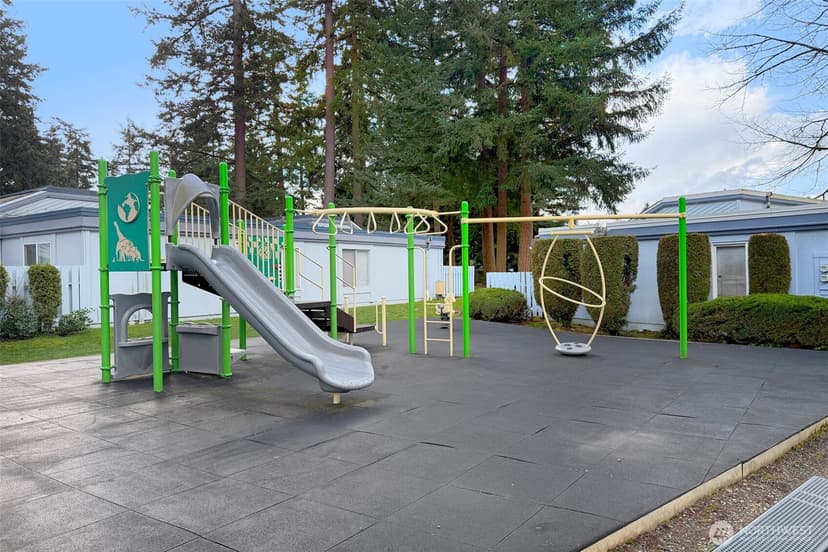 Property photo for 4308 NE Sunset Boulevard #T1, Renton photo 23