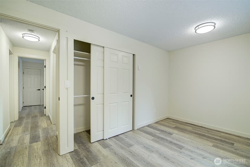 Property photo for 4308 NE Sunset Boulevard #T1, Renton photo 20