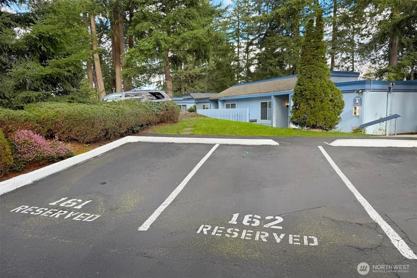 Property photo for 4308 NE Sunset Boulevard #T1, Renton photo 24