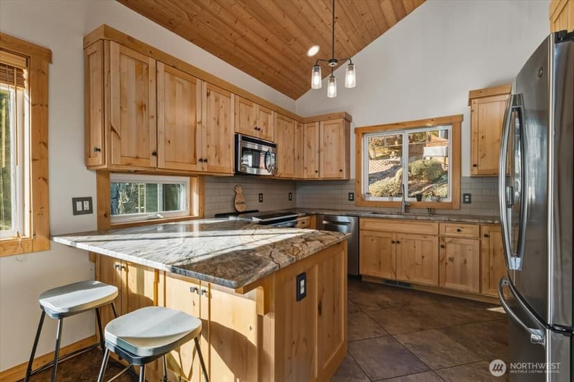 Property photo for 101 Driftwood Lane, Chelan photo 11