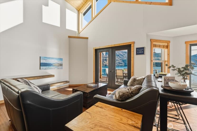 Property photo for 101 Driftwood Lane, Chelan photo 9