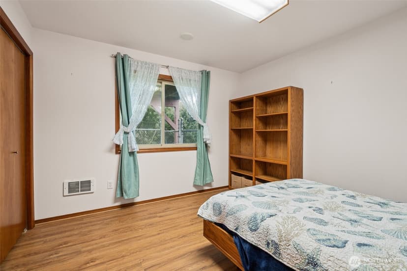 Property photo for 1003 Greenview Avenue, Ocean Shores photo 19