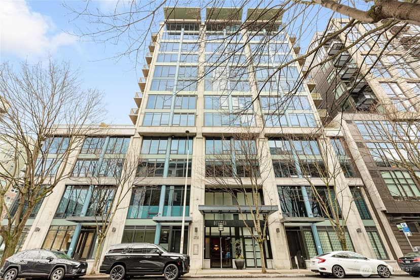 Property photo for 2716 Elliot Avenue #800, Seattle