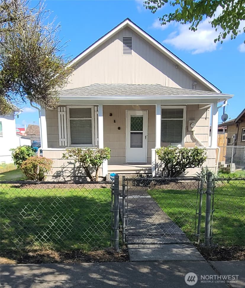 Property photo for 316 S Division Street, Auburn photo 2