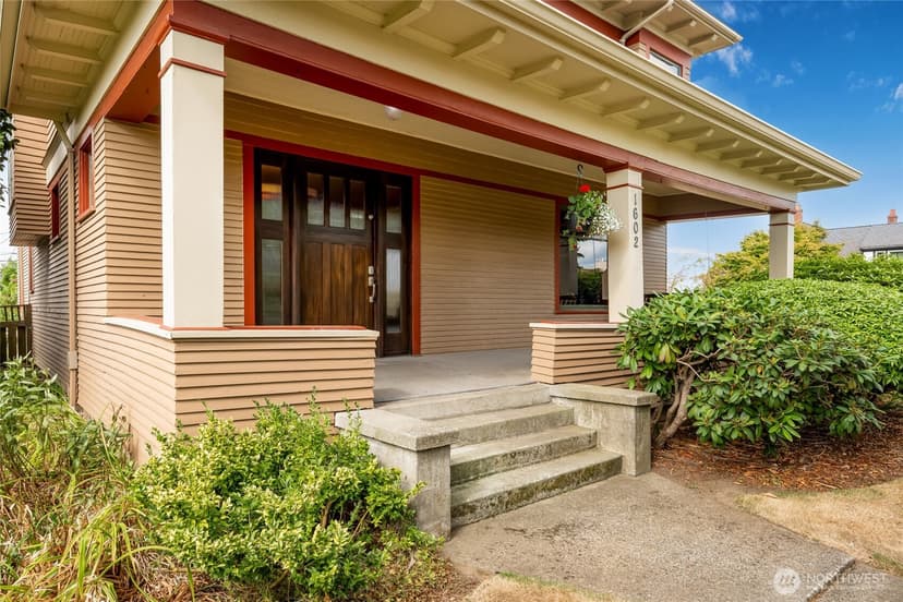 Property photo for 1602 Rucker Avenue, Everett photo 4