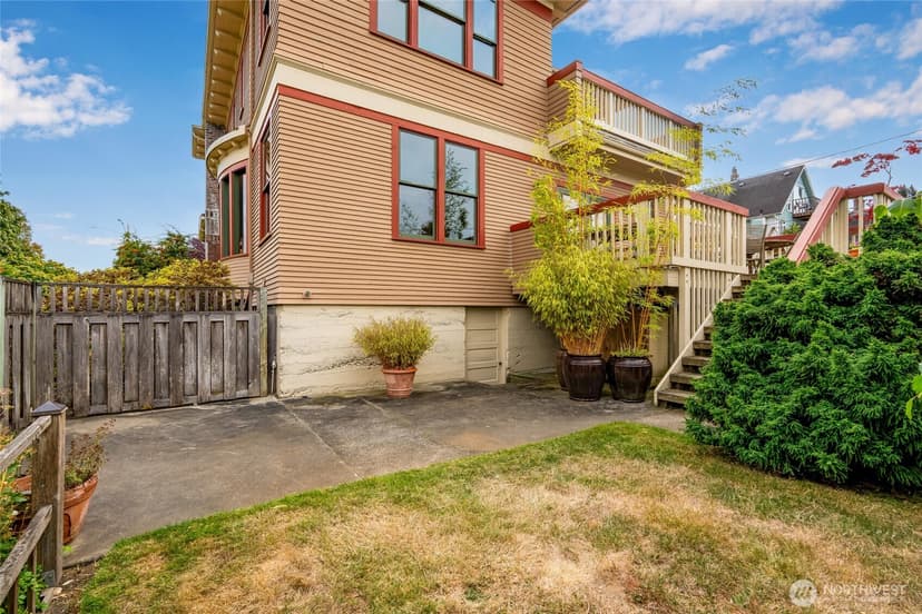 Property photo for 1602 Rucker Avenue, Everett photo 36