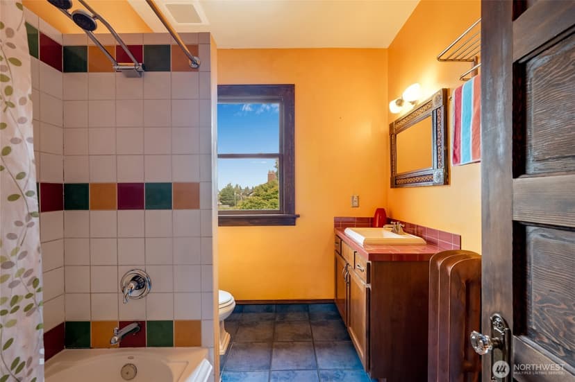 Property photo for 1602 Rucker Avenue, Everett photo 31