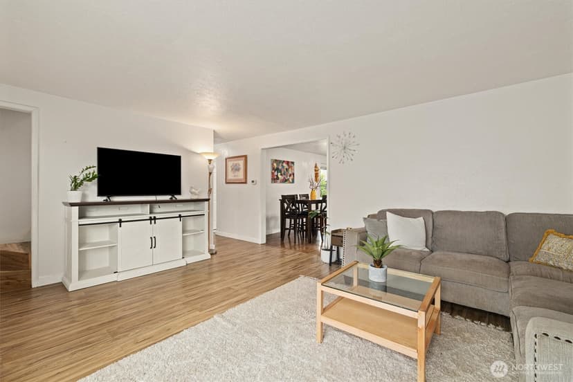 Property photo for 12067 Renton Avenue S, Seattle photo 5