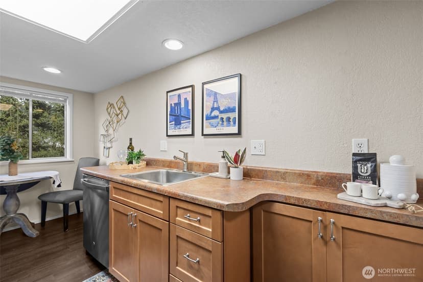 Property photo for 6112 188th Street SW, Lynnwood photo 31