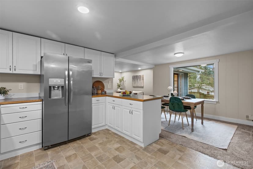 Property photo for 6112 188th Street SW, Lynnwood photo 10