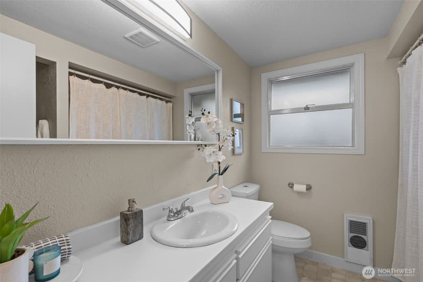 Property photo for 6112 188th Street SW, Lynnwood photo 18