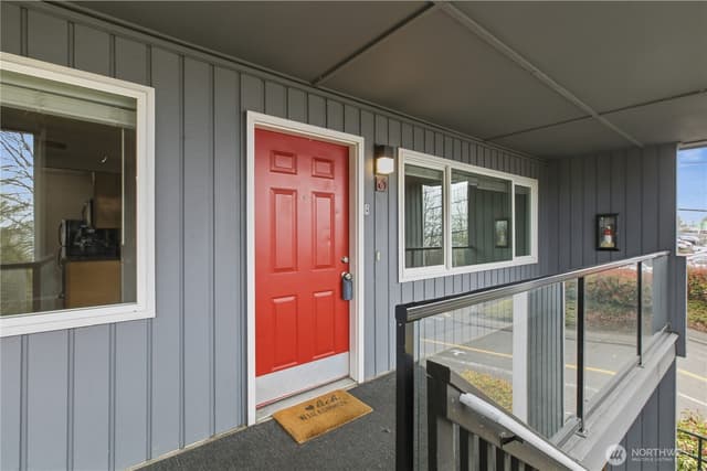 Property photo for 1902 Yakima Avenue ##6, Tacoma photo 2