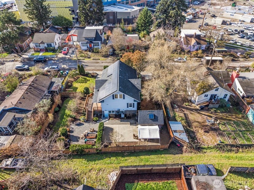 Property photo for 8722 Hamlet Ave S, Seattle photo 5