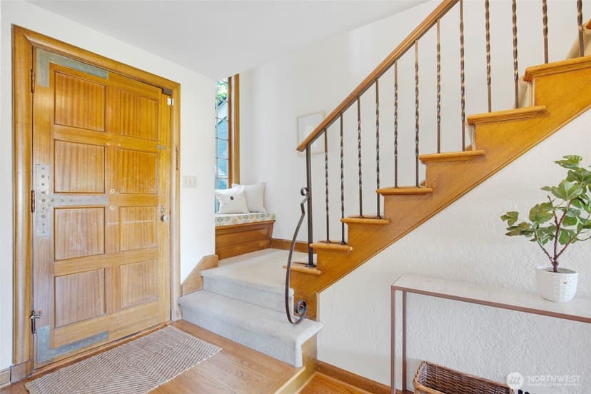 Property photo for 1702 Lake Washington Boulevard, Seattle photo 16