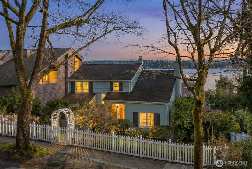 Property photo for 1702 Lake Washington Boulevard, Seattle