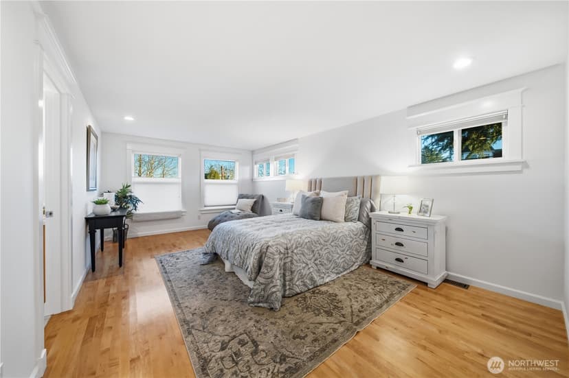 Property photo for 1375 32nd Avenue S, Seattle photo 21