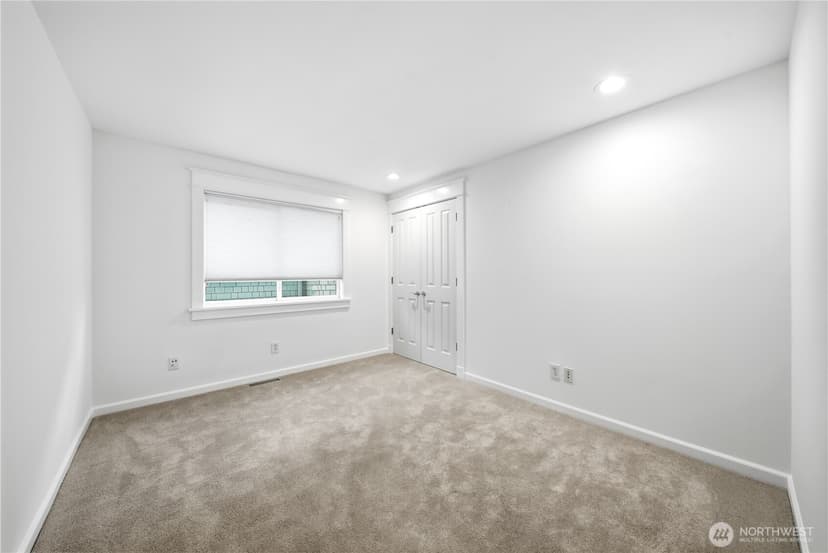 Property photo for 1375 32nd Avenue S, Seattle photo 27