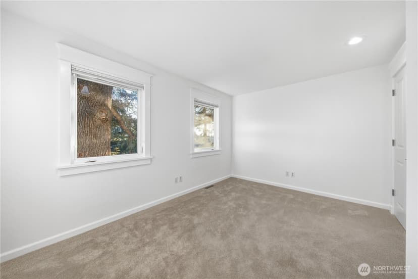 Property photo for 1375 32nd Avenue S, Seattle photo 26