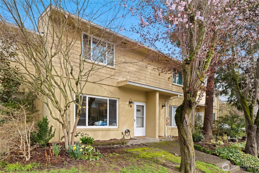 Property photo for 4877 Terrace Drive NE, Seattle